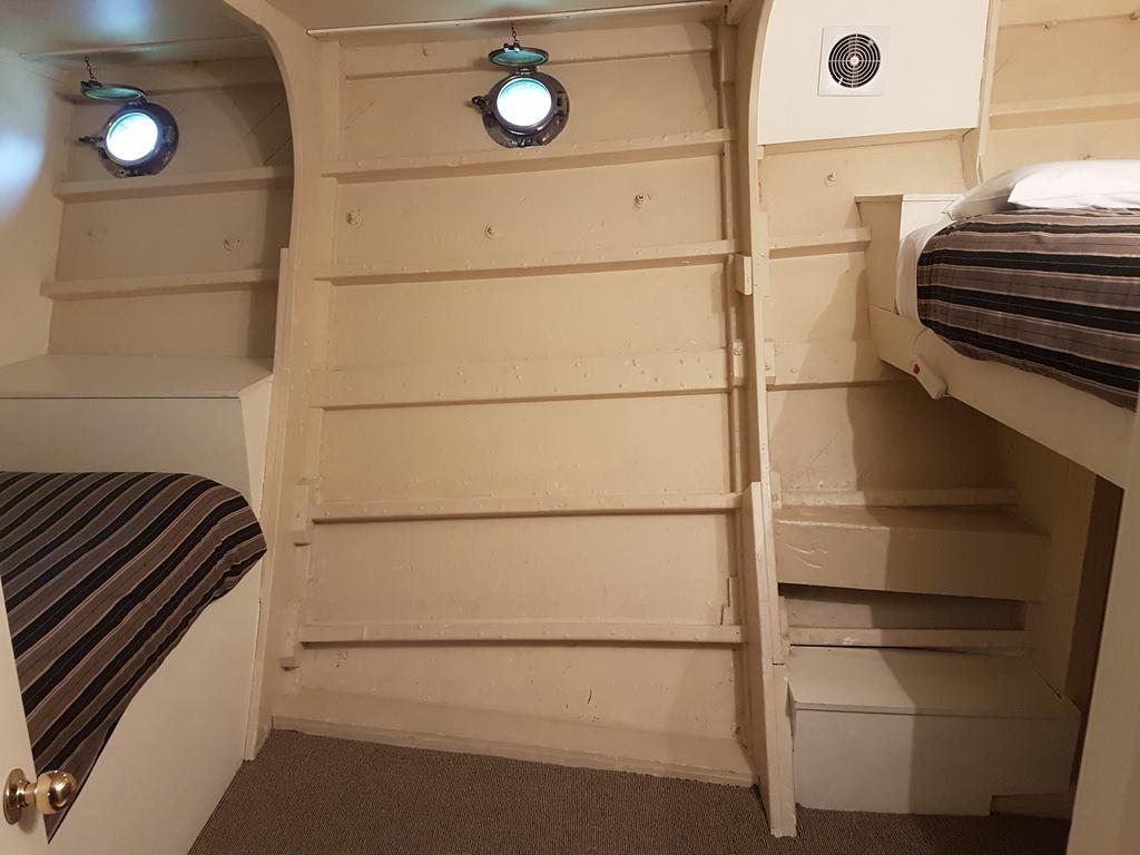 伍德林公园汽车旅馆 怀托摩洞穴 外观 照片